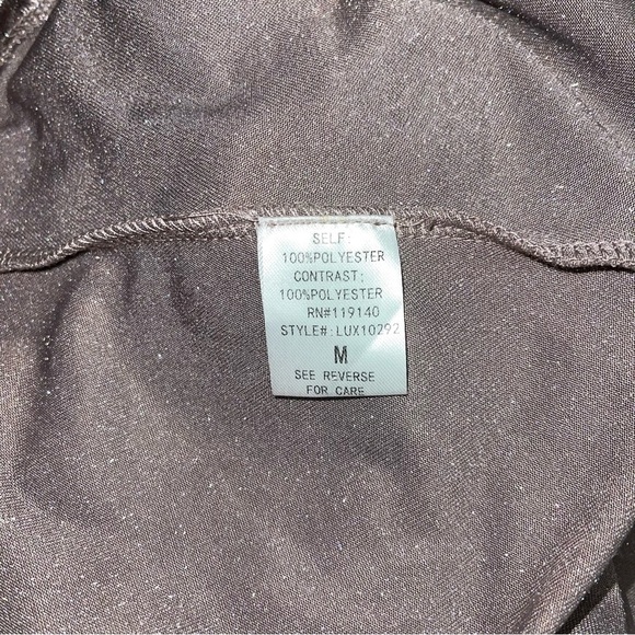 FAVLUX Romper Women's Size Medium Crushed Velvet Dusty Pink Beige Tank Shorts - Picture 10 of 10